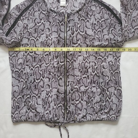 Cache Women's Snakeskin Print Sheer 3/4 Sleeve Blouse Gray Size 4 - Picture 10 of 12
